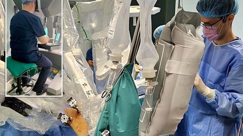 Spitalul Județean Bihor are robot chirurgical Da Vinci X, cea mai avansată platformă de chirurgie minim invazivă din lume / ”În 2019, ultimul an înaintea pandemiei, am avut 2.922 pacienți internați cu malignități. În 2023 am ajuns la 13.085”