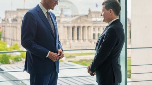 VIDEO Friedrich Merz, declarații comune de presă cu Nicușor Dan:  Cât de concret este un astfel de atac al Rusiei asupra democrației din UE s-a observat în România cu ocazia alegerilor prezidențiale în turul I