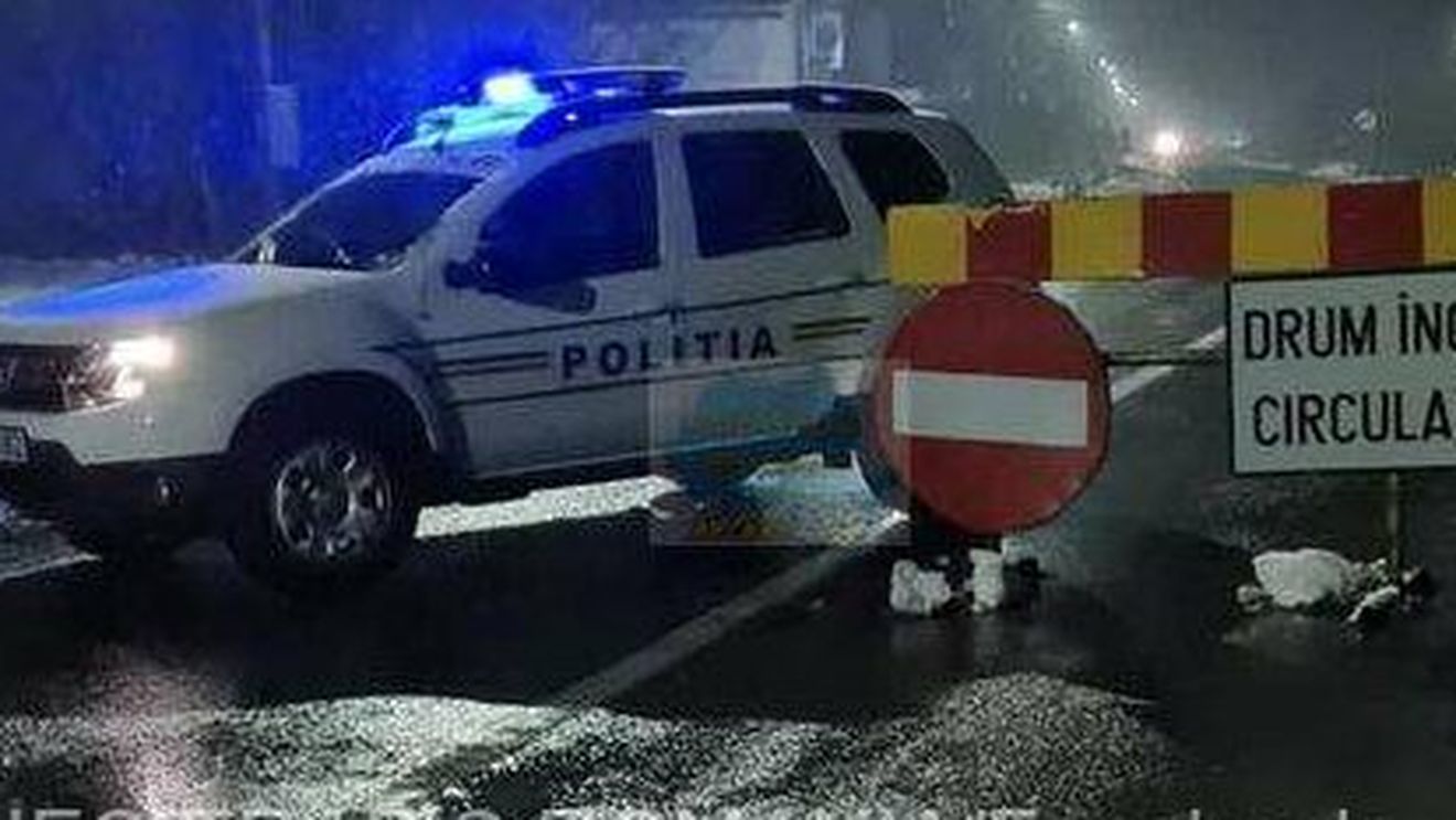 Trei tronsoane de drumuri naționale sunt închise din cauza viscolului și a ninsorii în triunghiul Vrancea-Brăila-Buzău