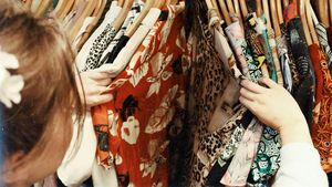 Lovitură pentru Shein și Temu. Franța adoptă o lege împotriva hainelor fast fashion