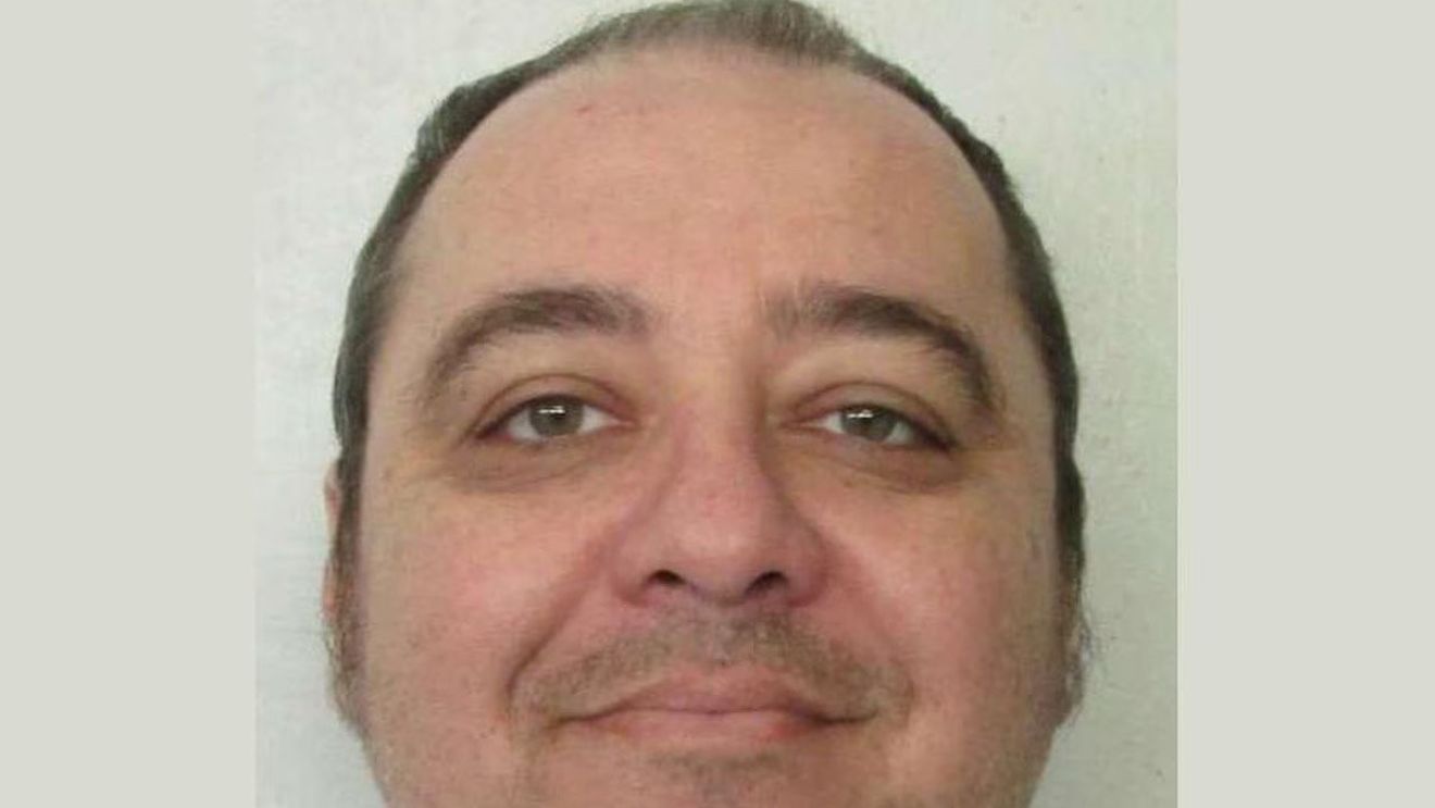 Un condamnat la moarte din SUA care a supraviețuit execuției cu otravă va fi intoxicat cu azot pur / Prin Hipoxia cu azot se induce moartea prin sufocare și asfixiere în patru-cinci minute