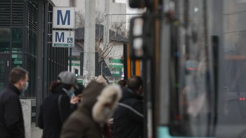 Circulația metroului, îngreunată pe ruta Dristor 2 - Obor după ce un călător a căzut pe șine la Piața Iancului