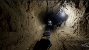 Israel şi Hamas se pregătesc să reia războiul în Gaza / Gruparea a început să reconstruiască unele dintre tunelurile sale avariate - presă