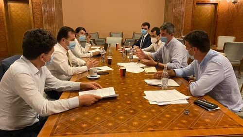 Surse: Lista completă a candidaților PNL, USR și PLUS pentru sectoarele din București. Adrian Moraru e surpriza de la Sectorul 3, Dan Cristian Popescu scos din calcule, PMP rămâne în afara alianței