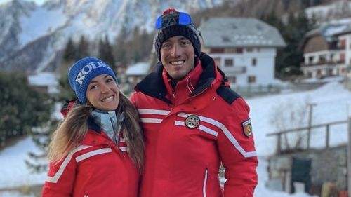 Un component al echipei Italiei de schi viteză a murit pe munte, după ce a căzut de la 600 de metri / Alături de sportiv a murit şi prietena sa / Cei doi erau legați unul de celălalt cu o coardă