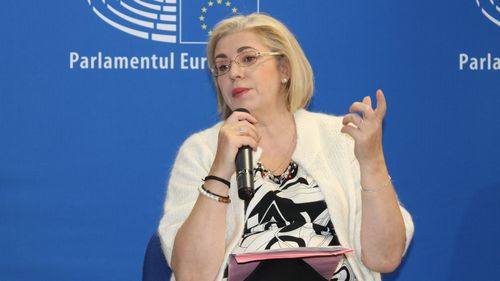 EXCLUSIV Corina Crețu va conduce interimar super-agenția AMEPIP, până când Guvernul finalizează selecția noilor șefi pe guvernanța corporativă