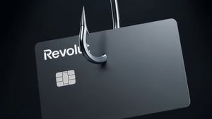 Fraudă cu un colet fictiv în București. Atacatorii au încercat să golească un cont Revolut după un simplu SMS