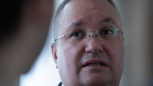 Pressone: Drum liber pentru Universitatea Națională de Apărare să verifice doctoratul premierului Nicolae Ciucă / Parchetul General închide dosarul de plagiat prin care a blocat analiza mai bine de un an