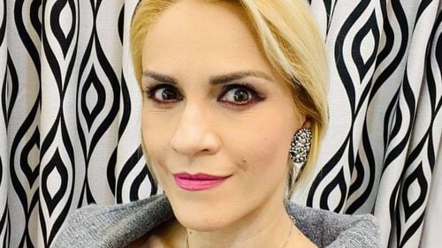 George Simion: ”Ce a împiedicat-o pe doamna Firea să fie prezentă azi la BPR, ziua în amiaza mare, când lumea e la muncă?”