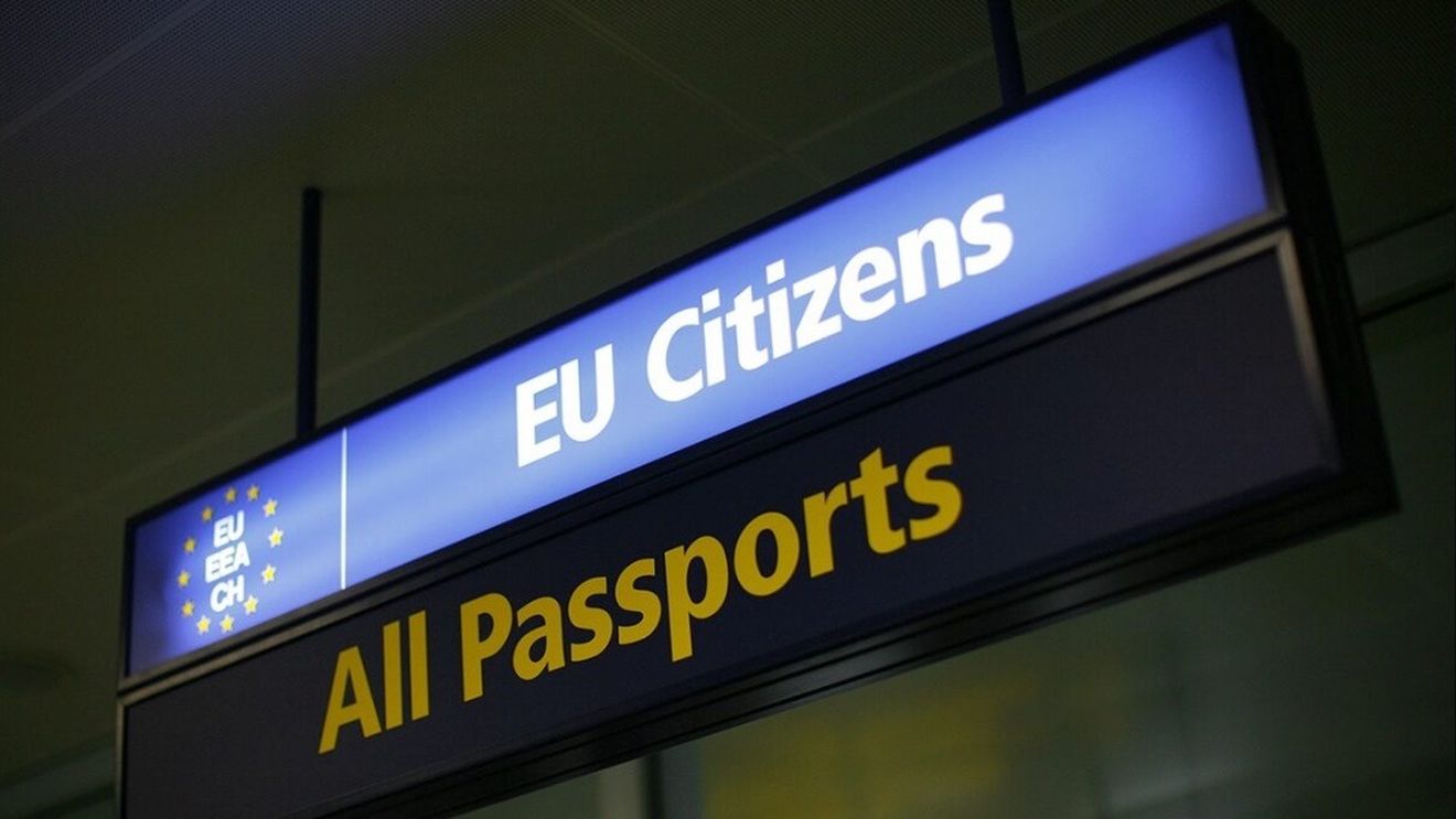 BREAKING Parlamentul European a votat o rezoluție extrem de dură împotriva Austriei din cauza veto-ului pe Schengen. Rezoluția cere trimiterea în judecată a Austriei pentru discriminarea românilor și pentru că produce pierderi financiare masive în România și Bulgaria