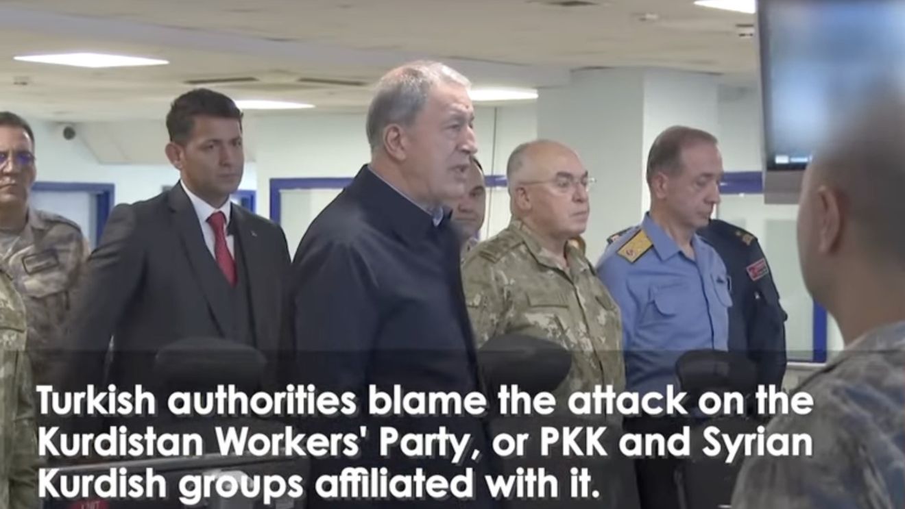 VIDEO Turcia: Avioane de război turceşti au efectuat duminică atacuri aeriene asupra bazelor militanţilor kurzi din nordul Siriei şi nordul Irakului, distrugând 89 de ţinte