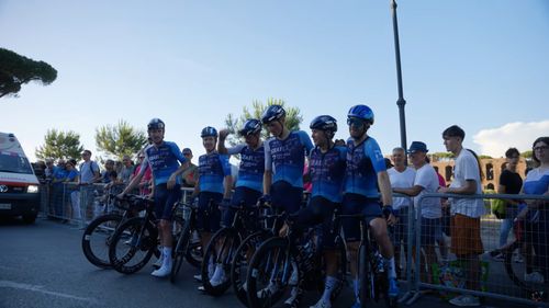 Israel-Premier Tech va concura în sezonul 2026 de ciclism sub numele de Cycling Academy