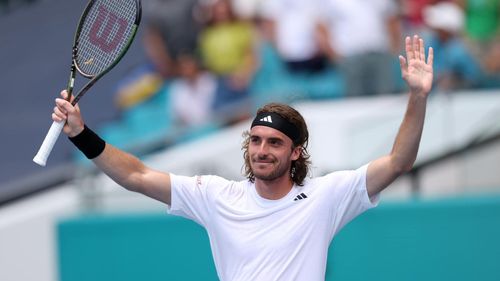 Jucătorul grec de tenis Stefanos Tsitsipas a renunţat la serviciile de antrenor ale tatălui său: “Prefer să-l păstrez în rolul său de tată”