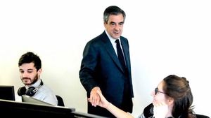 Franța: Fostul premier François Fillon, condamnat la un an de închisoare cu executare