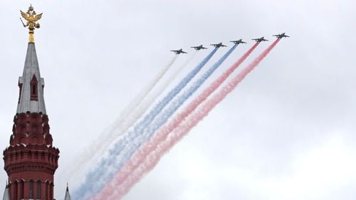 Anularea paradelor aeriene programate de Rusia de Ziua Victoriei ridică semne de întrebare