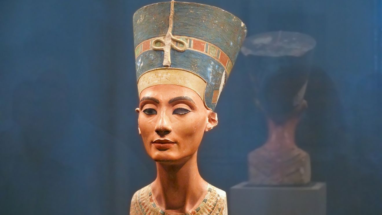 De ce regina egipteană Nefertiti reprezintă încă o inspirație, după 3.300 de ani