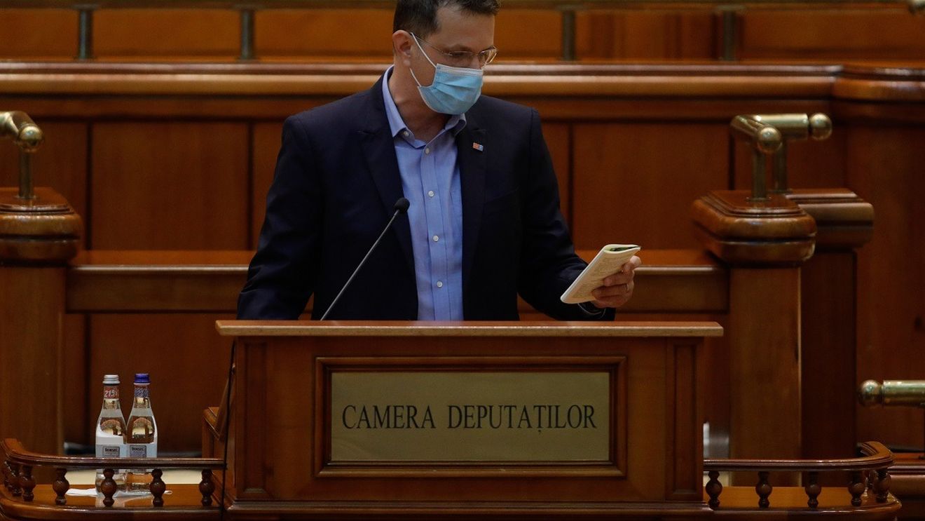 Moşteanu: Toţi parlamentarii USR PLUS vor fi prezenţi şi vor vota moţiunea de cenzură la vedere/ Mâine Florin Cîţu va pica, este ultima zi a dânsului la Palatul Victoria