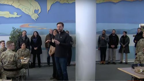 Vicepreședintele american JD Vance, la baza americană Pituffik din Groenlanda: Mesajul nostru către Danemarca, nu ați făcut o treabă bună pentru oamenii din Groenlanda. Rusia și China și-au mărit prezența în zonă. Trebuie să ne asigurăm că America este liderul în Arctica