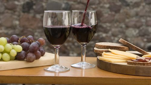 Ocupaţia de oenolog, recunoscută oficial în Clasificarea Ocupaţiilor din România: ”România îşi va putea consolida poziţia de jucător important pe harta mondială a vinului”