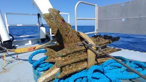 Berbec de bronz vechi de 2.000 de ani, din timpul unei bătălii romane, descoperit în adâncul Mediteranei