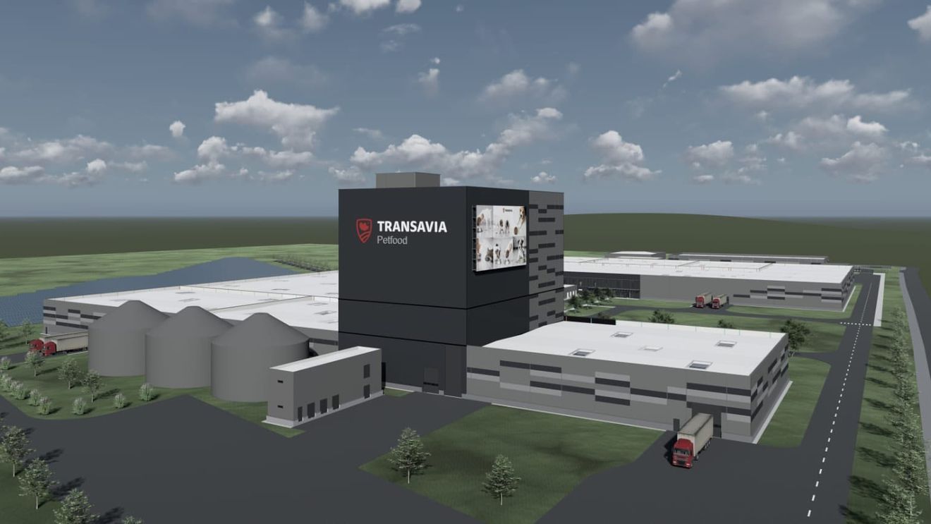 Premierul Ilie Bolojan, vizită la compania Transavia: Am discutat despre cum facem să debirocratizăm avizările şi obţinerea autorizaţiilor şi cum stabilim politici publice ce susţin creşterea producţiei interne şi a exporturilor