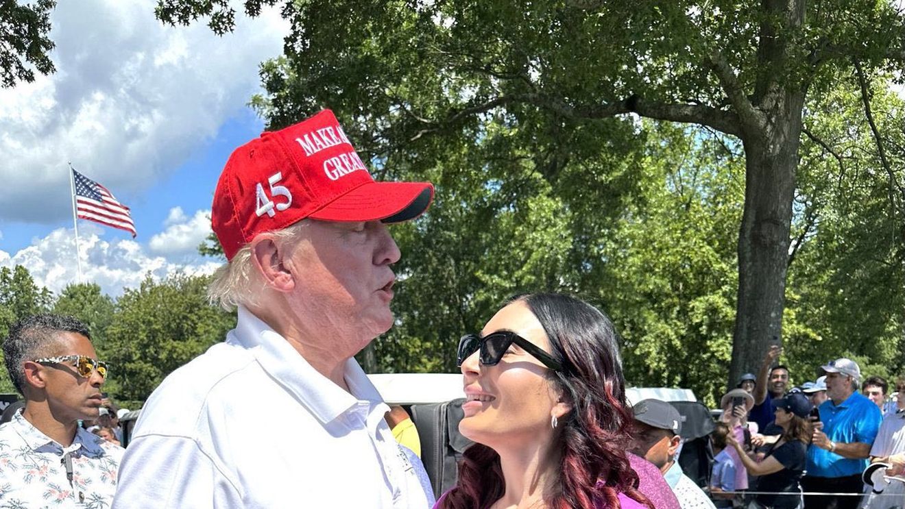 Cine este Laura Loomer, activista de extremă dreaptă care a apărut în campanie alături de Donald Trump / Republicanii o arată cu degetul după declarațiile despre imigranții care ar mânca pisici și câini