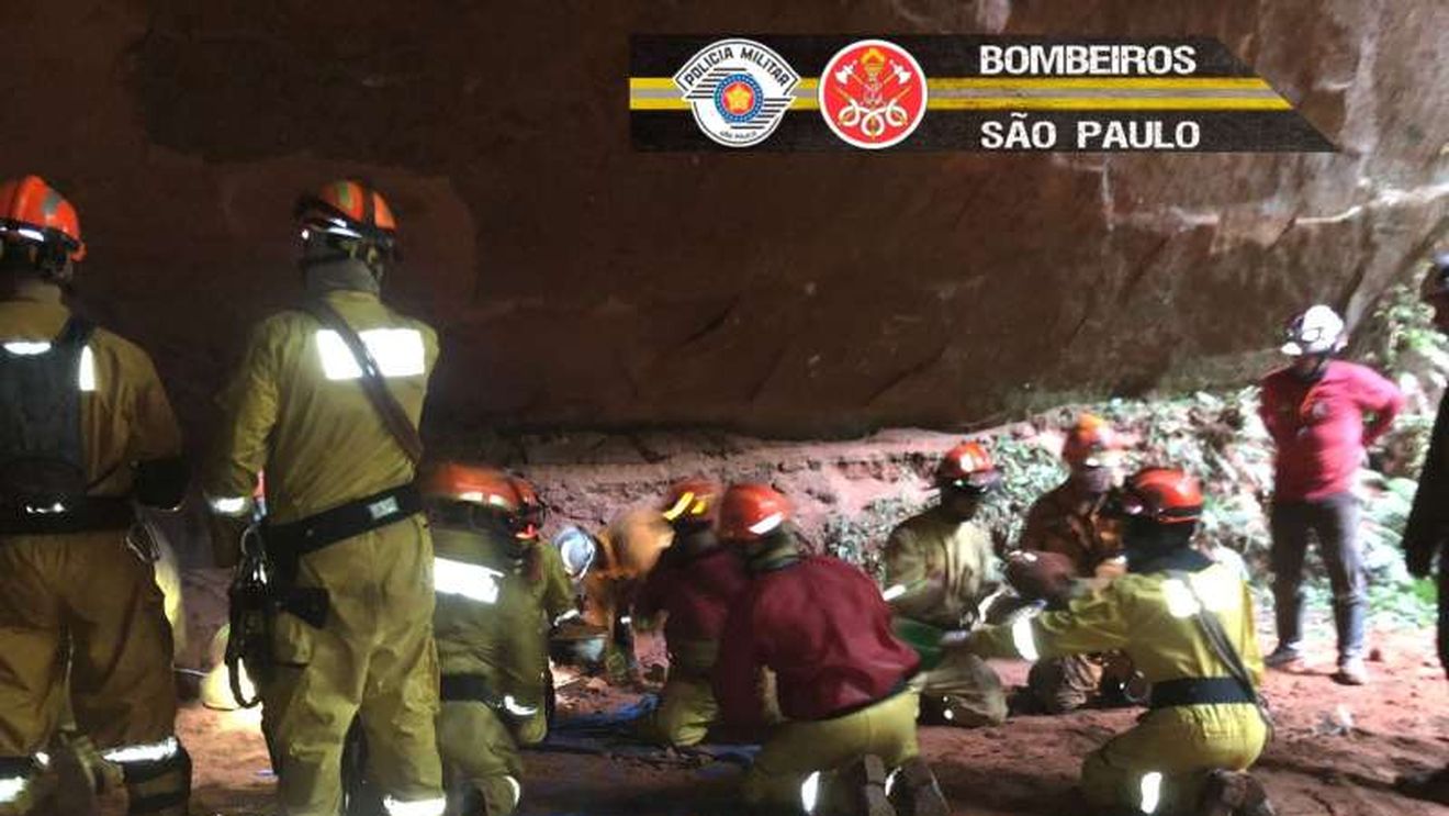 VIDEO Nouă pompieri brazilieni au murit în urma prăbușirii tavanului unei peșteri în care se antrenau