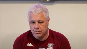 Rapidul anunță că Marius Șumudică va fi în continuare antrenorul echipei
