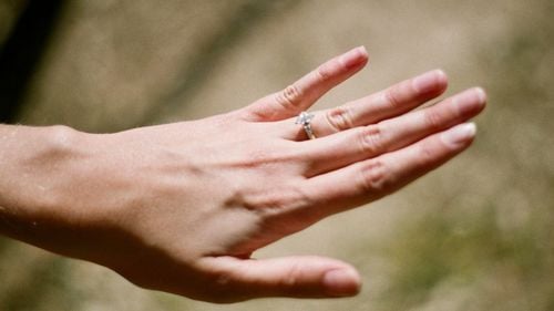 Dai inelul înapoi dacă rupi logodna? Un tribunal din Massachusetts a luat o decizie controversată în cazul unei femei care a primit o astfel de bijuterie de 70.000 de dolari
