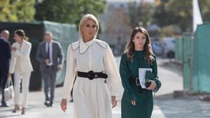 PNL Sibiu a depus lista de candidaturi pentru Parlamentul României: Raluca Turcan deschide lista la Camera Deputaţilor, Nicolae Neagu la Senat