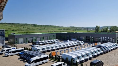 Când începi să construiești mașini doar ca să-ți reduci cheltuielile în business, dar ajungi să le exporți pe piața internațională