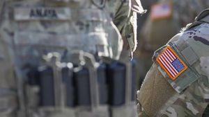 Statele Unite anunţă că îşi reduc la jumătate efectivele militare din Siria