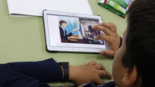 Sondaj: Aproape jumătate dintre adolescenţii din SUA au fost victime ale hărţuirii online  