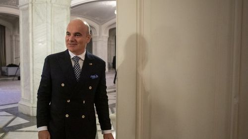 Europarlamentarul PNL Rareş Bogdan a votat la Ambasada României la Paris: „Sunt absolut convins că voturile din diaspora vor fi mai mult de 5%, spre 10% din totalul voturilor care se vor exprima, mă aştept ca prezenţa în diaspora să sară de 500.000