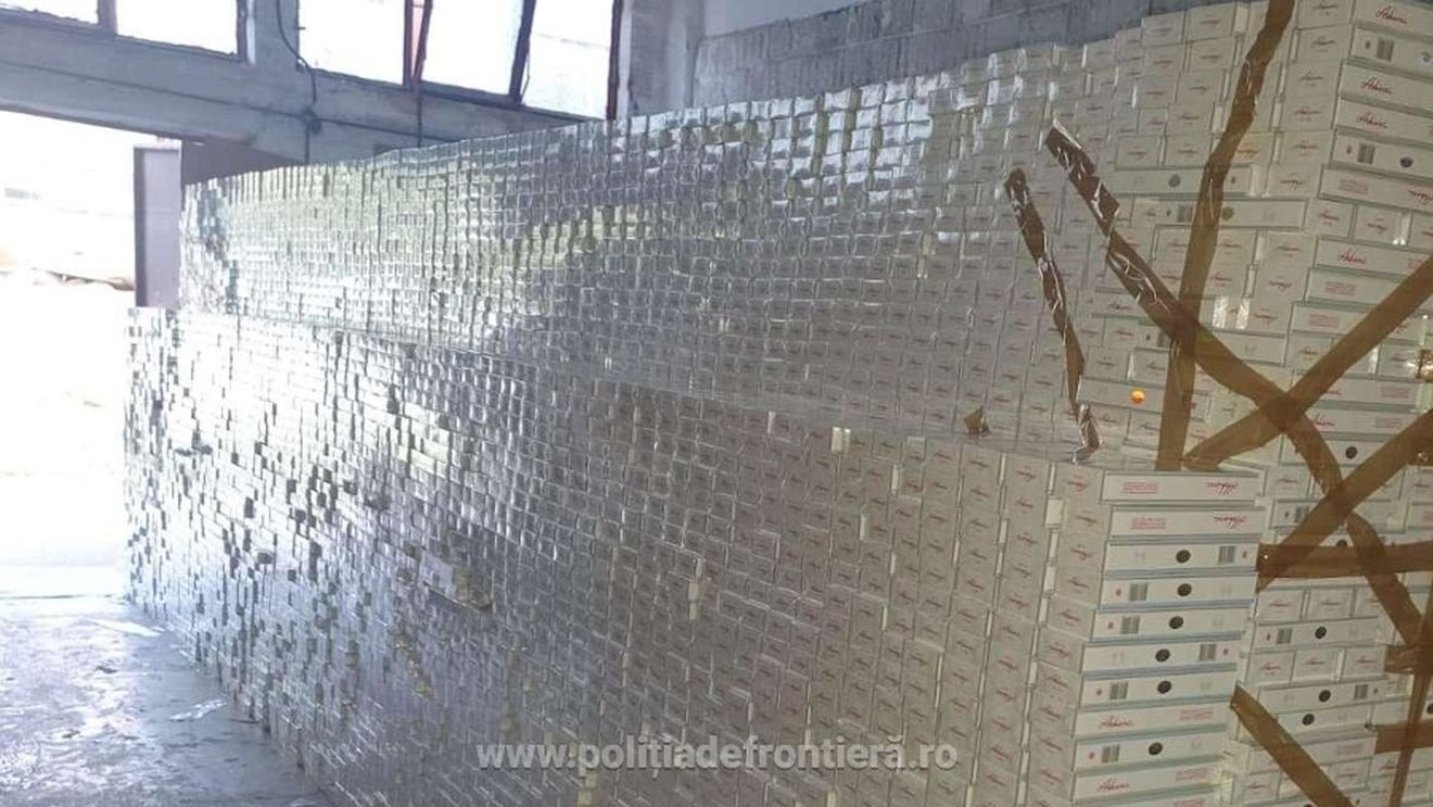 Autoritatea Vamală Română: 2,3 milioane de ţigarete şi peste 3 tone de tutun brut, descoperite în urma unui control / Acțiunea s-a desfășurat sub coordonarea FRONTEX