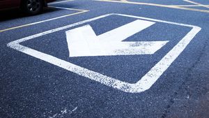Calea Floreasca va deveni în curând sens unic de circulaţie pe direcţia șoseaua Ştefan cel Mare, iar strada Radu Beller va deveni sens unic dinspre bulevardul Mircea Eliade spre Piaţa Dorobanţi