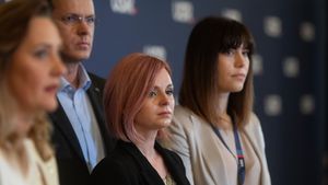 Flavia Boghiu (USR), fost viceprimar al Brașovului, achitată de instanță / Decizia nu este definitivă / Ea a fost trimisă în judecată de DNA pentru presupus abuz în serviciu