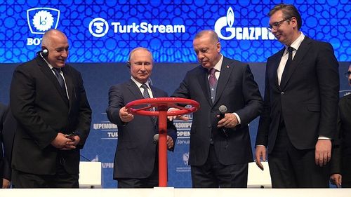 Pompeo, despre construcția Turk Stream: Ieșiți din aceste proiecte acum sau riscați consecințe / America amenință cu sancțiuni companiile care construiesc noile gazoducte rusești în nordul și sudul Europei / Cum au reacționat Rusia, Austria și Germania