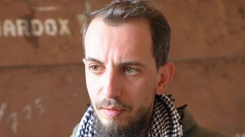 Voluntarul român decorat de Volodimir Zelenski a lansat o campanie de strângere de fonduri pentru Armata Ucraineană/ Suma impresionantă strânsă în mai puţin de o săptămână de la aproape 2000 de români