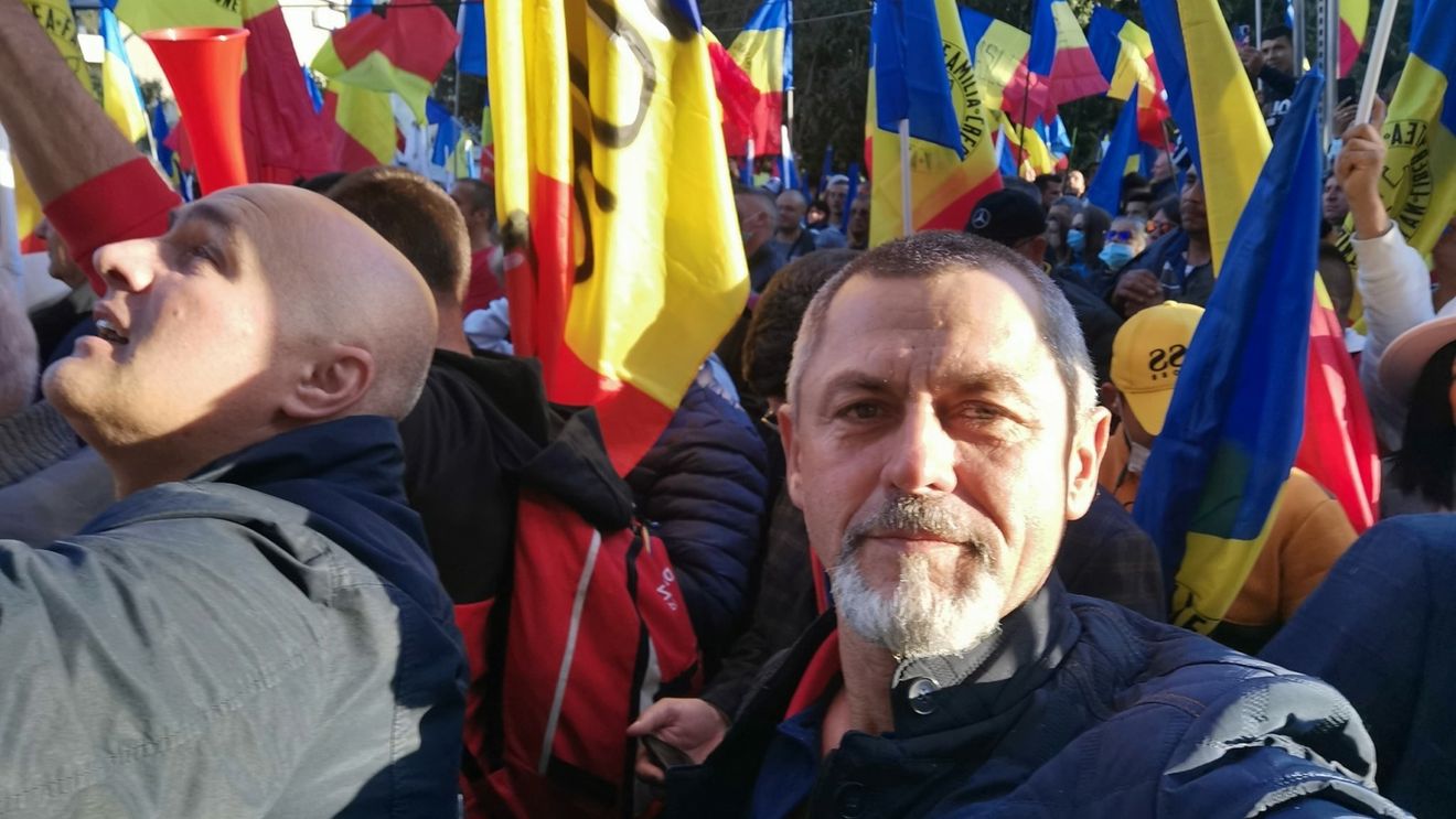 Deputatul Viorel Focșa exclus din AUR după ce și-a agresat soția revine în grupul parlamentar AUR / În ianuarie, George Simion îi cerea demisia din Parlament