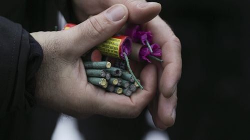 Aproape 2,5 tone de articole pirotehnice au fost confiscate de polițiștii din Alba doar în ultimele trei zile