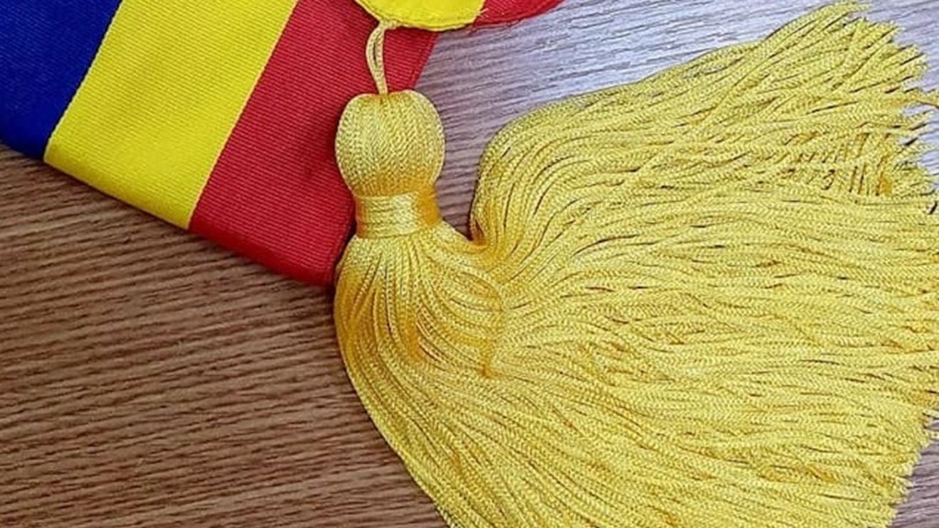 Primarul unei comune din Brașov, demis din funcție / A fost condamnat la închisoare cu suspendare pentru ultraj, după ce a amenințat cu moartea doi polițiști