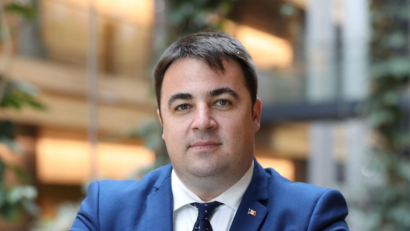 Profil de candidat: Vlad Botoș (Alianța Dreapta Unită)