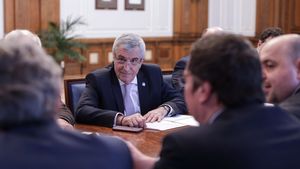 Înalta Curte a decis achitarea fostului premier Călin Popescu Tăriceanu în procesul în care e acuzat de o mită de 800.000 de dolari / Decizia nu e definitivă