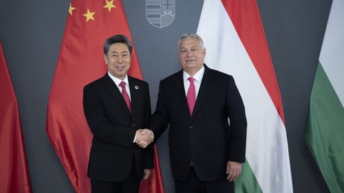 Un lider al spionajului din China s-a întâlnit cu premierul Viktor Orban și cu șefii serviciului de informații, deși Ungaria e membru NATO și UE