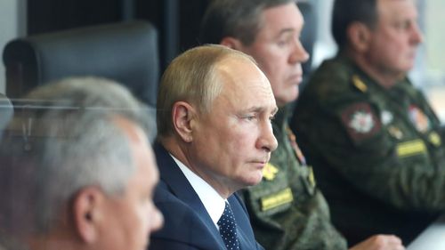 Garry Kasparov şi fostul oligarh Mihail Hodorkovski, desemnaţi "agenţi ai străinătăţii" în Rusia