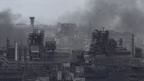 Trupurile a 210 soldaţi ucraineni care au murit la Mariupol au fost repatriate/ Majoritatea sunt ale "eroicilor apărători ai Azovstal"