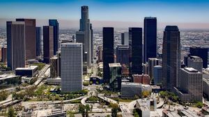 Toți locuitorii din Los Angeles vor beneficia de teste gratuite pentru coronavirus, la cerere
