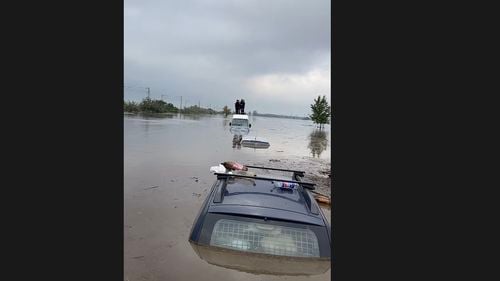 Primarul comunei Bereşti din Galaţi: La momentul ăsta mai avem apă, cred că e singurul lucru care mai funcţionează /  ”Aş vrea să facem administraţie şi să vedem că oamenii nu sunt PNL sau PSD, oamenii sunt oameni şi ai necazuri şi nevoi”