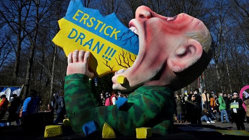 Putin își cere scuze pentru prăbușirea avionului din Azerbaidjan soldată cu 38 de morți, fără să spună că Rusia este de vină